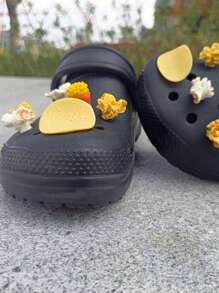 12入組爆米花和薯片造型鞋裝飾套裝,可愛的美食主題派對小禮物和男女皆宜的禮品。 - 彩色 - 查看 5