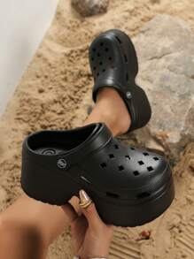 Women 7.5cm Heel Height Hole Shoes, Classic Simple Outdoor Beach Slippers, Summer High Heel Sandals With 4cm Waterproof Platform, 2024 New Eva Model, Low Profile, Solid Color Female Thick-Soled Hollow-Out Beach Sandals