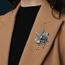 1個復古風格的鋅合金音符和吉他造型胸針 - 復古銀色 - 查看 1