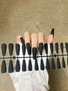 96入組磨砂長棺材形狀純色假指甲,可自己進行美甲,附帶4片果凍膠和4個指甲沙板 - 彩色 - 查看 3