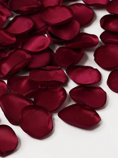 100pcs Artificial Red Rose Petals Best Gifts,Wedding Decor,Home Decor ,Room Decor Birthday Graduation Birthday Decorations Party Decorations Bachelorette