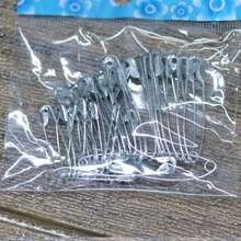 1 袋装不同尺寸的铁别针（小号：45 个/袋，大号：30 个/袋） - 銀色 - 查看 8