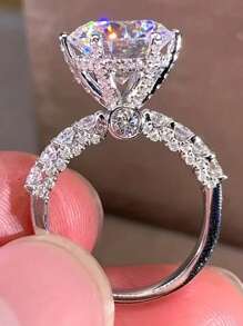 1個迷人的立方氧化鋯女性戒指,適用於婚禮、訂婚派對首飾禮物為情人節