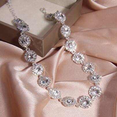 1 Peça Colar Chic Chapeado Em Prata Pavimentado Com Pedras De Strass Brilhantes Design Clássico De Halo Que Combina Com Trajes Diários Acessório De Festa