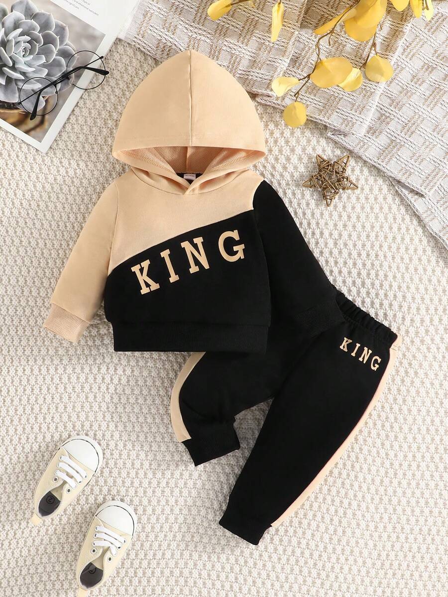 嬰兒男童春/秋季長袖帶帽外套與長褲套裝,印有字母和拼色設計 - 彩色 - 查看 1