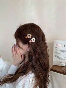 2入組女性可愛花裝飾小型亞克力髮夾髮飾 - 咖啡 - 查看 3