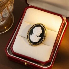 Retro  Queen Head Brooch Pins For Women Bohemia  Festival Broches Party Gifts