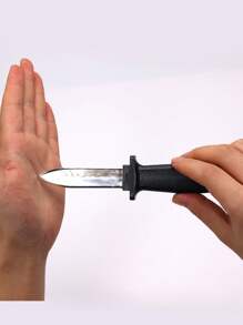 1把可伸縮匕首玩具魔術道具,消失的假刀,適合成年人減壓和愚人節娛樂 - 黑與白 - 查看 1