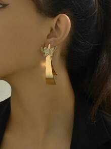 1pair Fashionable New Asymmetrical Circle & Triangle & Butterfly Shaped Rhinestone Inlaid Earrings - Irregular - View 3