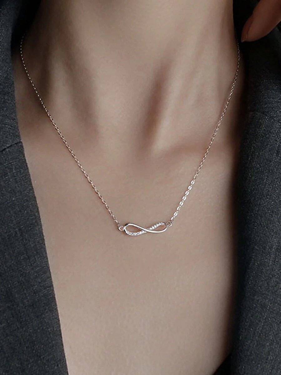 1 件 Ins 個人化輕奢風格 S925 純銀 8 線莫比烏斯項鍊女士生日禮物