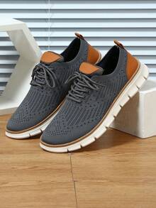 黑白輕便運動鞋,具有舒適的觸感,保護腳部在戶外活動,舞蹈,健身和跑步時不受傷。 輕鬆穿脫,柔軟,透氣且舒適。 適合旅行,步行,學校,節日禮物,寬寬度運動鞋。 - 灰色 - 查看 3