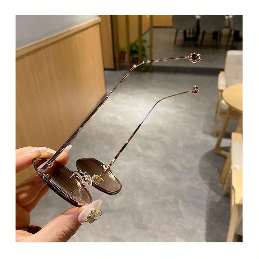 1 Pair Women Rimless Metal Sunglasses Eyeglasses With Cutout Design