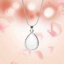 1個閃閃發光的鑽石裝飾金屬吊墜項鍊,為女性/最佳禮物選擇 - 銀色 - 查看 2