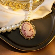 Retro  Queen Head Brooch Pins For Women Bohemia  Festival Broches Party Gifts