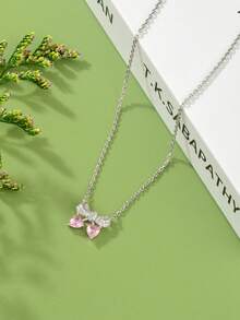 1條流行時尚,豪華925白金鍍銀粉紅心形立方氧化鋯鑲飾蝴蝶結吊墜項鍊,適合女性日常佩戴、假日派對、浪漫禮物、家庭禮物、最好的朋友禮物。 - 彩色 - 查看 2