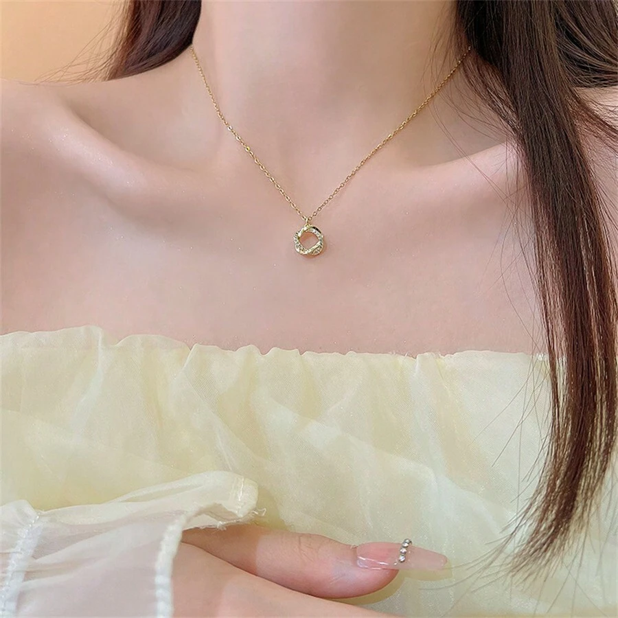 1個空心鑽石裝飾迷人項鏈 - 金黃色 - 查看 1