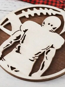 1個雙層木製吊飾,印有足球選手圖案和蝴蝶領結,是足球選手和球迷的完美禮物,適合足球比賽、足球派對、新年和聖誕節的門口和樹上裝飾 - 彩色 - 查看 6