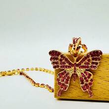 1pc Elegant Butterfly Pendant Necklace With Full Shiny Rhinestone Decoration, Simple Design That Goes With Everything - Red - View 5