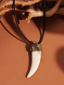 1pc Vintage Fashion Polyresin Wolf Fang Pendant Necklace Men's Jewelry