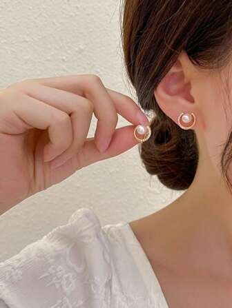 New Stylish Pearl Non-Piercing Clip On Earrings For Women, Simple & Elegant, Hypoallergenic