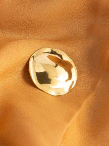 1pc Minimalist Lightweight Metal Style Round Flying Disc Shaped Brooch, Stainless Steel With 18k Gold Plating, Silver Color, Low Allergy, Unisex Design - Multicolor - View 6