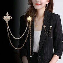 1入組男女皆宜的土星胸針,獨特設計和防滑扣環可固定西裝和衣服 - 金色 - 查看 2