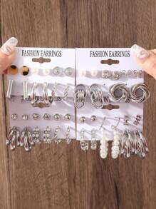 23 Pairs Of Gold Earrings And Ring Shaped Earrings Set With Sparkling Rhinestones For Simple Style Zinc Alloy Jewelry Gifts For Friends - Style 1 - View 9