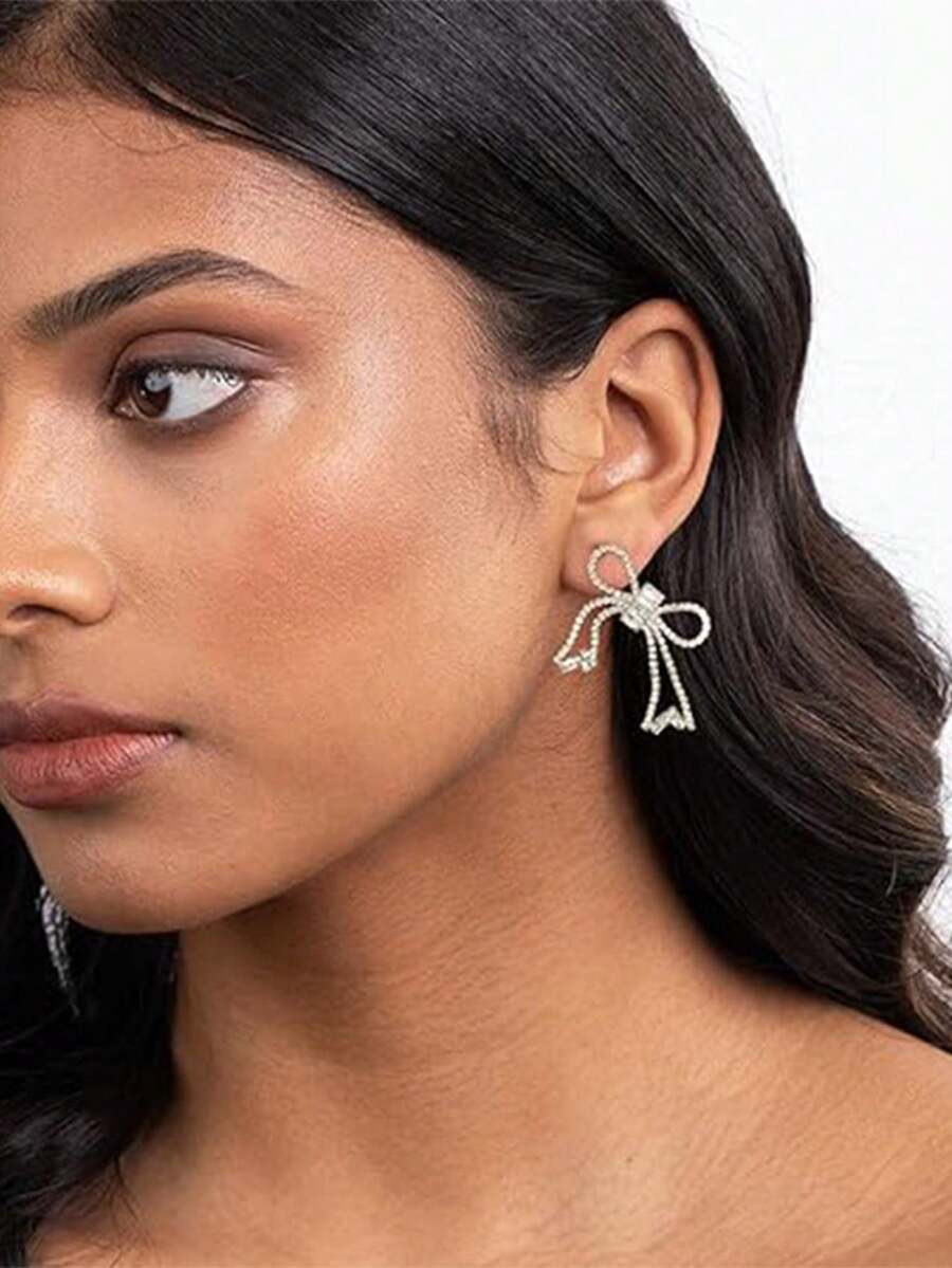 1pair Bowknot Design Symmetric Earrings With Niche Rhinestone Decor, Sparkly Christmas Party Accessory - Silver - View 1