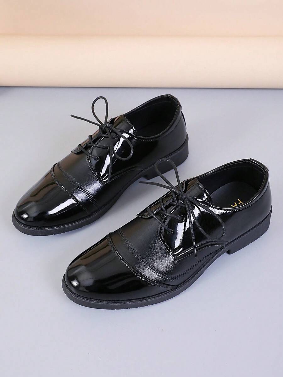 男士商務英式皮鞋,透氣軟底工鞋,適用於正式場合、婚禮、伴郎,以及西裝外套 - 黑色 - 查看 1