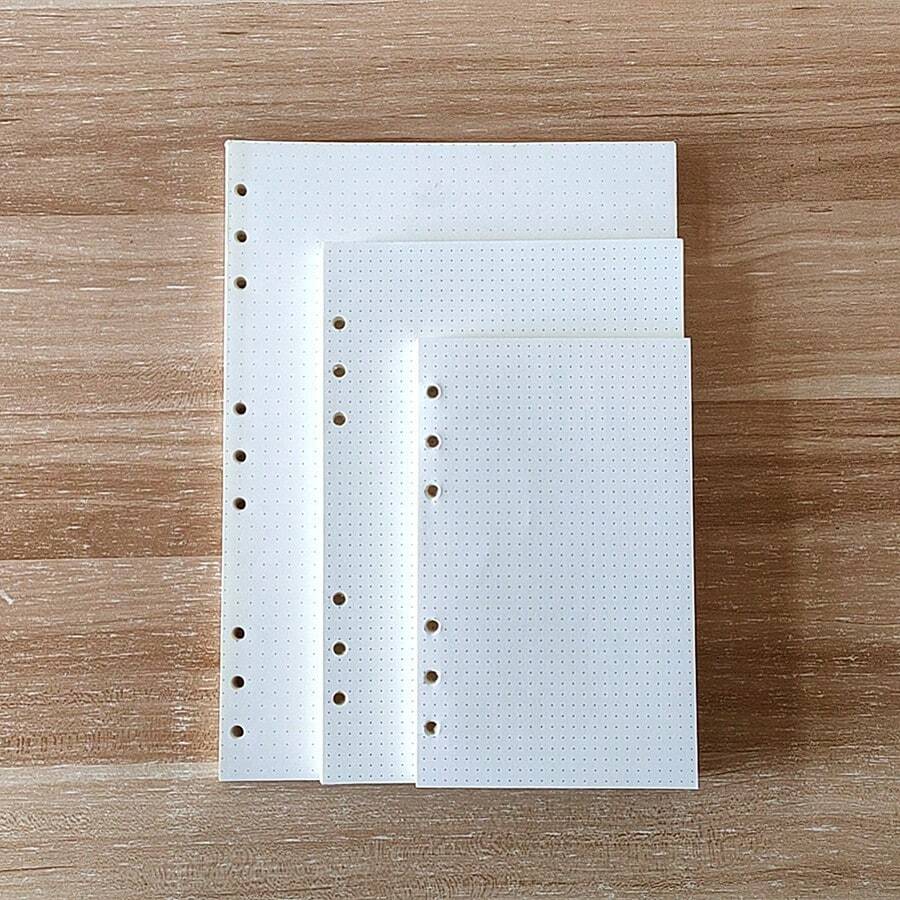 1 tờ 80 tờ/160 trang Giấy thay thế lá rời (Chấm/lưới) bằng giấy Daolin màu be dày 100gsm, có 3 kích cỡ: A6 (6 lỗ, 105*170mm/4.13*6,69in), A5 (6 lỗ, 142*210mm /5.59*8.27in), B5 (9 Lỗ, 182*255mm/7.16*10in). - Các trang bên trong ma trận điểm (chấm chấm)/80 hình ảnh 160 trang (100GSM) - Xem 1