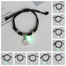 1條發光手鍊,可以印上英文字母,適用於自己、摯友、情侶、女士、男士日常佩戴,也可作為摯友生日、聖誕節、復活節、萬聖節、婦女節、情人節、母親節、感恩節、紀念日等節日的禮物 - 黑色 - 查看 1