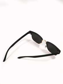 Classic Retro Wayfare Style Fashion Sunglasses With Metal Ring And Bridge And Vintage Rivet Gift Clamshell Case - Black - View 5