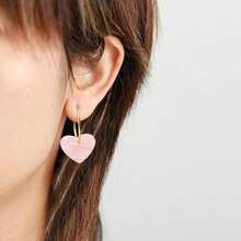 1對粉紅色心形吊墜優雅可愛耳環,配飾日常穿戴女性禮物 - one size - 查看 2