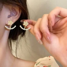 1pair Elegant & Flower Shaped Rhinestone Decor Earrings With Unique Design - Gold - View 1