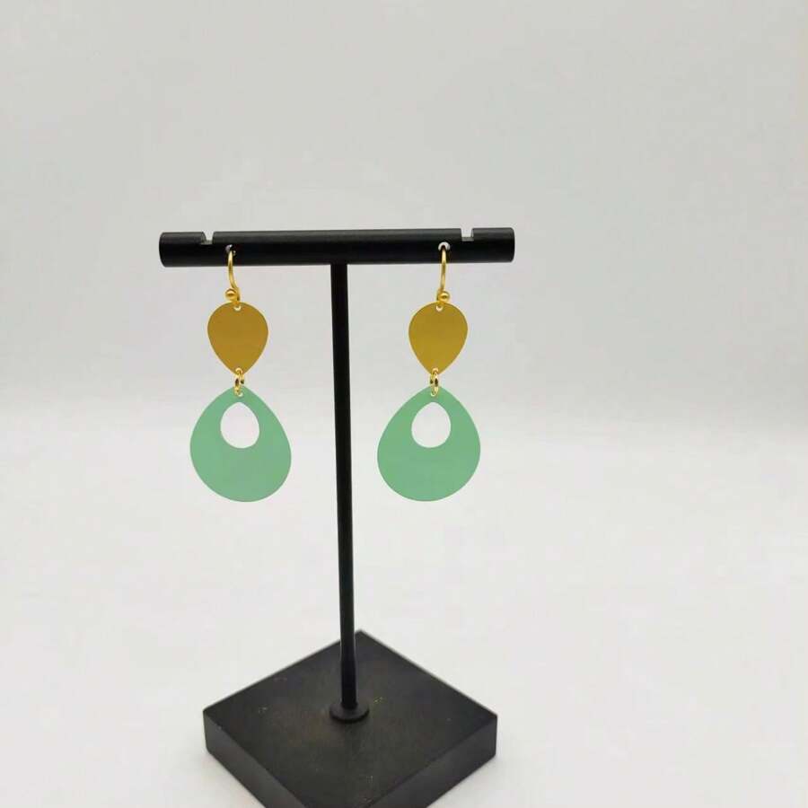 Europe And America New Fashion Round Earrings - Gold - View 1