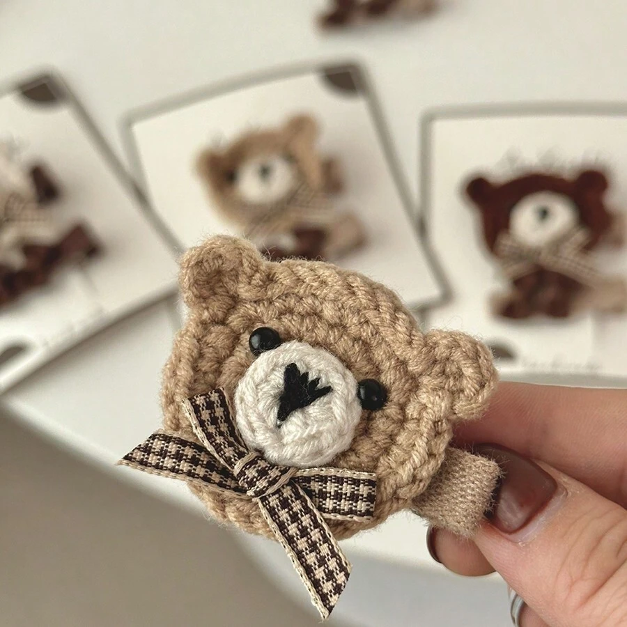 2pcs Cute Knitted Bear Hair Clips With Bowknot For Toddler Girls, Cartoon Hairpins In Beige & Milk Color - Khaki - View 1