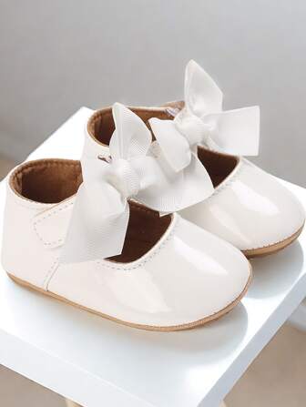 白色女婴鞋软底婴儿鞋平底鞋初学步鞋春秋季