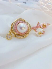 一枚珍貴的蝴蝶珍珠胸針：優雅高貴的藝術品；女神風格的時尚新寵；清新而精緻,充滿優雅風格；珍珠愛好者必備,浪漫時尚；簡約而時尚,多用途和顯瘦的款式；大氣時尚,適合日常穿著和聖誕節、西式主題派對、感恩節等各種場合 - 彩色 - 查看 4