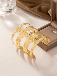 1pc Exquisite & Concave-Convex Floral Pattern Metallic Open Cuff Bracelet, Suitable For Classic & Minimalist & Vintage & European & American Styles - Gold - View 2