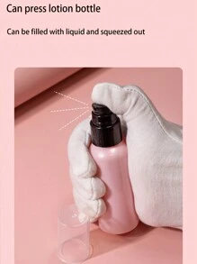 女孩子裝扮化妝套裝,兒童假裝化妝套裝,帶化妝包玩具,適用於3-6歲的女孩生日玩具(非真正化妝品)。化妝套裝包括眼影盤、假唇膏、閃粉、睫毛膏、液態粉底......但它們有真正化妝的刷子,帶來真實的化妝體驗。所有項目都裝在一個整潔的收納箱中。讓孩子們不要打開您的化妝抽屜是不容易的,因此我們創造了這個13件套裝 - 黑色 - 查看 6