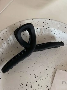 4件組女用基礎黑色方形單夾龍爪與螺旋圖案大號輕量塑膠髮夾，時尚百搭高階簡約優雅髮飾夾，適合日常使用、戶外、洗臉、洗澡、化妝、搭配衣著配件，街頭髮夾髮鉗髮抓，校園用品，大學秋冬女用髮飾蝴蝶結，度假穿搭女性花朵髮夾，夏季海灘假期必備，旅行生日 - 黑色 - 查看 9