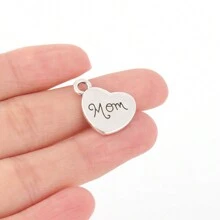 10入組合金心形吊墜，家庭成員字母雕刻吊墜，DIY母親、女兒、姐妹禮物，項鍊手鍊鑰匙扣包飾品珠寶製作15.5x17mm - 銀色 - 查看 16