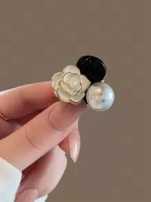 2个甜美山茶花和仿珍珠装饰公主发夹，适合半扎发，日常佩戴优雅情人节发夹，爪夹发卡，发夹，发卡，学习用品，珍珠发饰