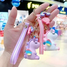 卡通彩虹馬車鑰匙包掛件,背包鑰匙鏈上的獨角獸毛絨娃娃,學生和情侶的精美禮物 - 粉色 - 查看 4