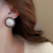 1對美式古董風法式設計珍珠耳針,配925銀針。時尚優雅的珠寶飾品,適合女孩和年輕女士日常佩戴或作為假日禮物 - 咖啡 - 查看 4