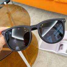 Square Foldable Fashion Glasses Aesthetic Shades For Women Men With Case Elegant Beach Accessories Glasses Shades Looks Street Style And Suit For Sweater Jacket Sweatshirt Hoodie Leather Pants And Cargo Pants For Summer Beach Vacation,Outdoor,Travel