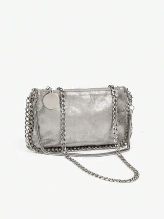 手工製作的銀色金屬鏈包，可作肩背包、斜背包、手提包，適合女性，酷炫、潮流、街頭風格