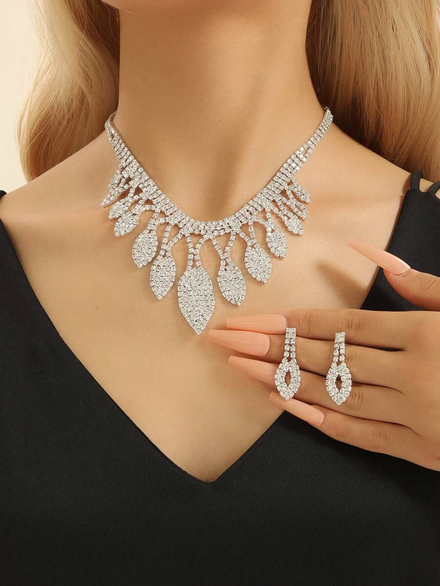 2pcs Women'S Silver Plated Rhinestone Filled Diamond & Teardrop Shaped Jewelry Set Including Necklace & Earrings - Silver - View 1