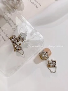 3d指甲藝術裝飾帶琥珀、珍珠、金屬鑲鑽、蝴蝶、鍊條、歐式鳳凰和愛心造型,適用於diy、家居、戶外、婚禮、美甲沙龍、美容院、母親節、姐妹節、妻子節、女友節和情人節 - 彩色 - 查看 4