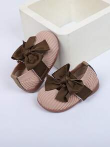 1pair Girls' Bowknot Design Fashionable Cute Toddler Flat Shoes Suitable For Spring - Khaki - View 1
